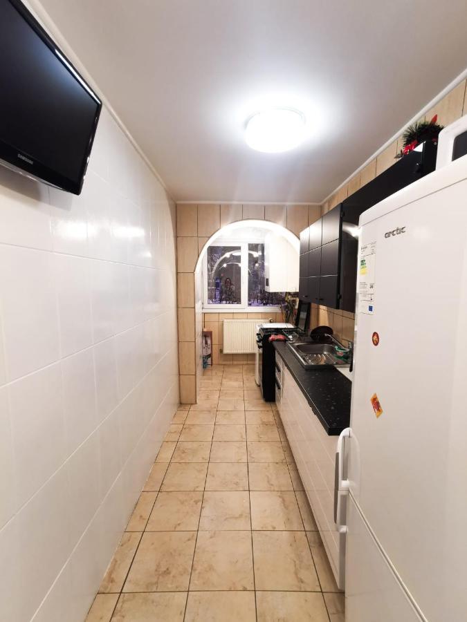 105500 Apartment 부스테니 외부 사진